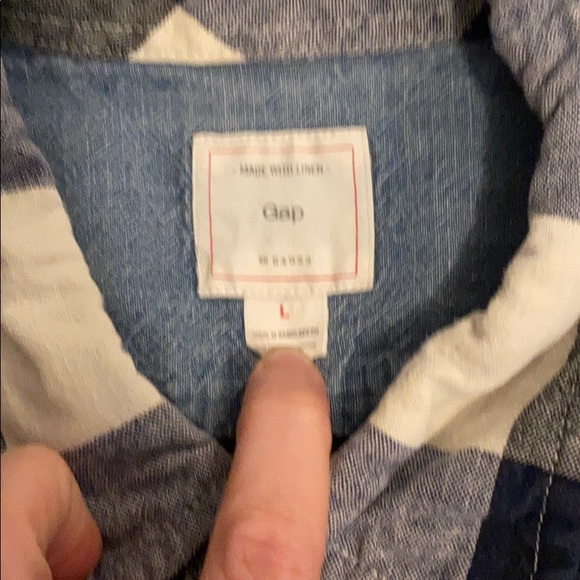 Gap, men’s button down, cotton, navy and white - Picture 2 of 2